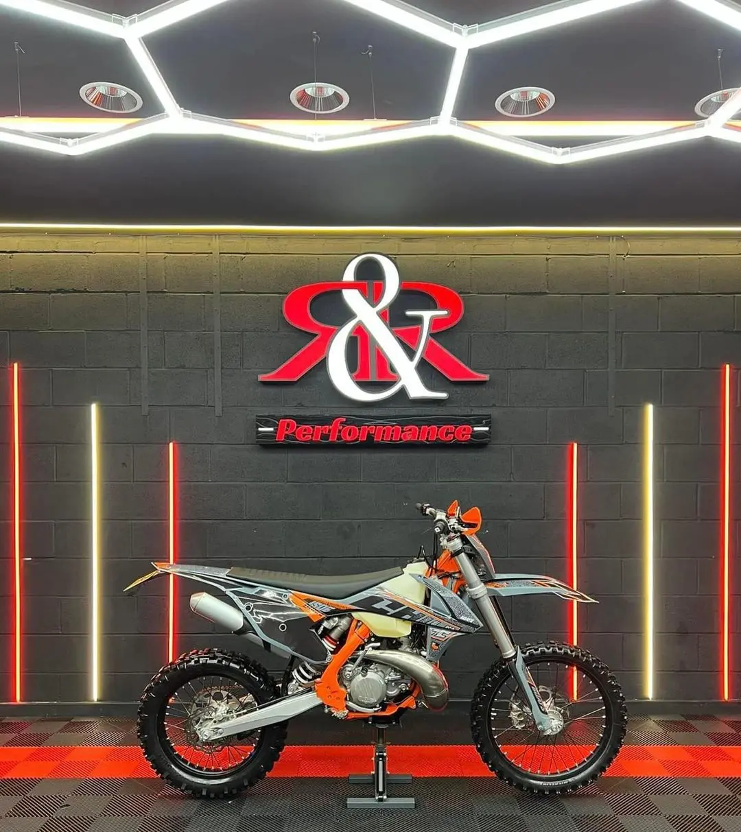 2019 KTM EXC 250 TPI Enduro 12V (1)