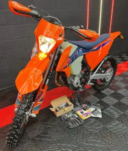 2022 KTM EXC F 350 Enduro (10)