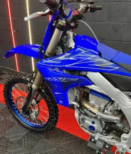 2022 Yamaha YZ450F Motocross 12V (7)