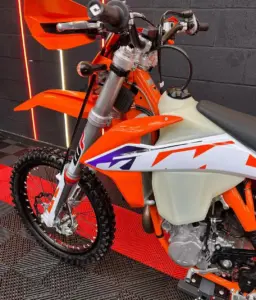 2023 KTM EXC F 500 Enduro 12V (5)