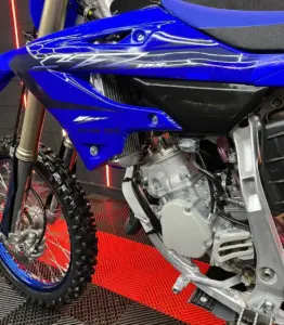 2023 Yamaha YZ 125 Motocross 12V (3)