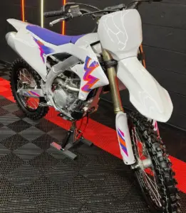 2024 Yamaha YZ250F Motocross 12V (5)