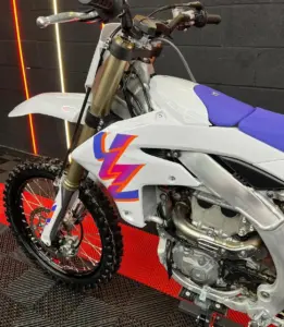 2024 Yamaha YZ250F Motocross 12V (9)