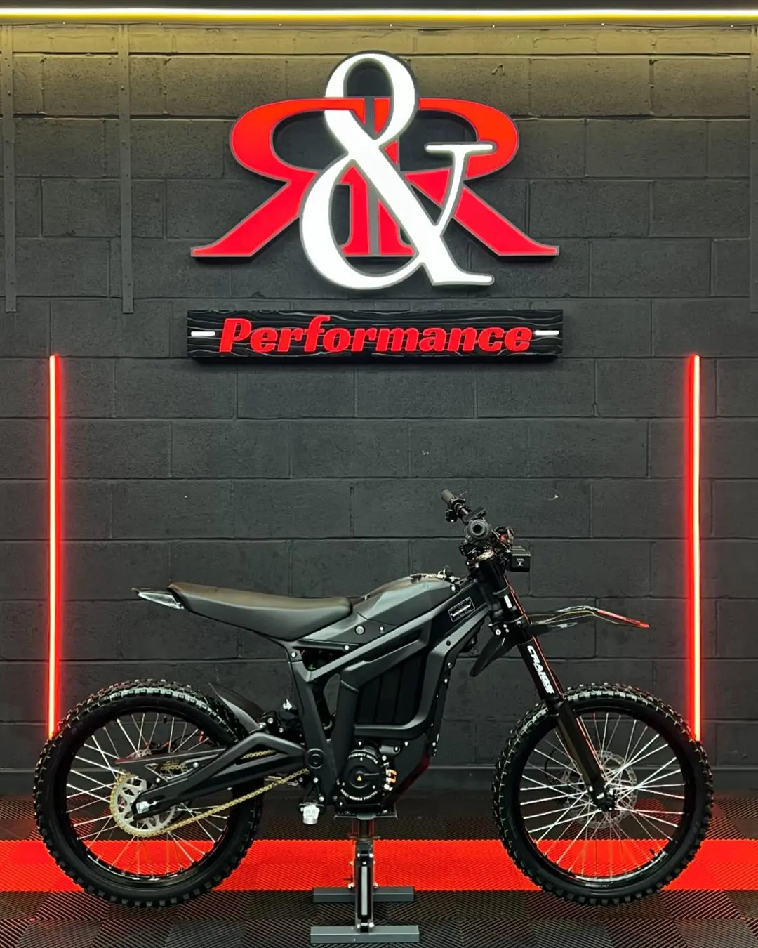 r r performance post 3 18 2024 8 17 11 PM3326665314622287516