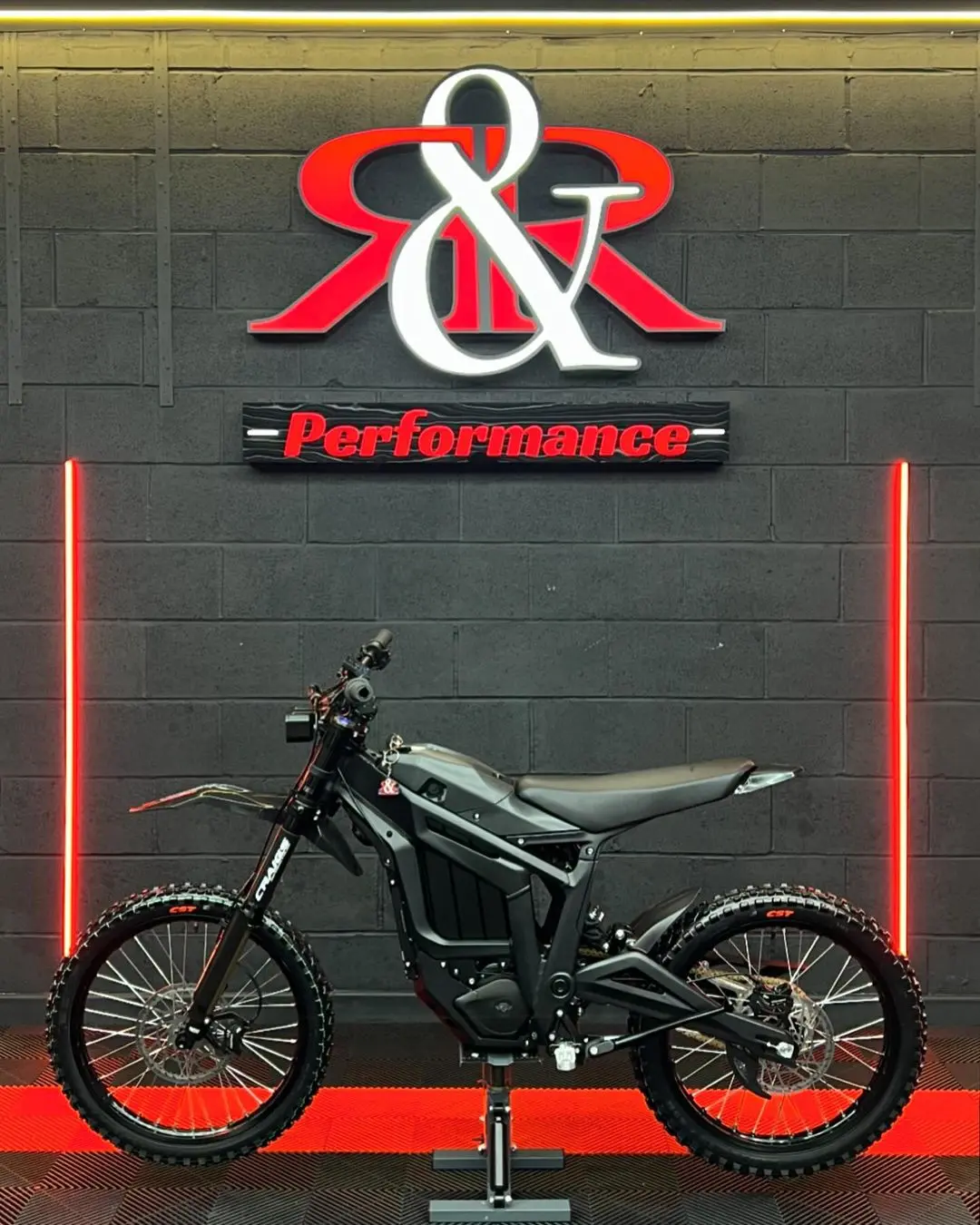 r r performance post 3 18 2024 8 17 11 PM3326665314630729758