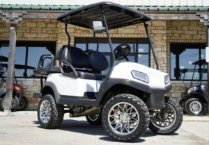 2019 CLUB CAR Tempo Lifted Gas EFI Golf Cart1