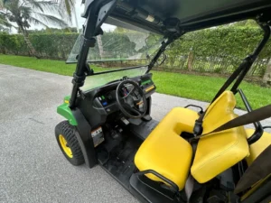 2020 John Deere Gator XUV560E Utility Cart10