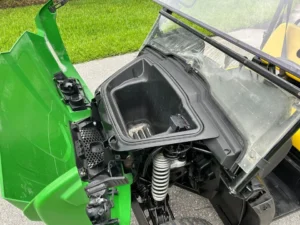 2020 John Deere Gator XUV560E Utility Cart12