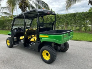 2020 John Deere Gator XUV560E Utility Cart2