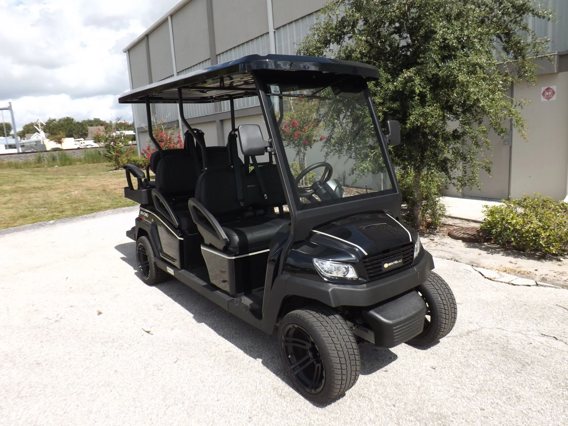 2022 Bintelli BEYOND 6P Golf Cart