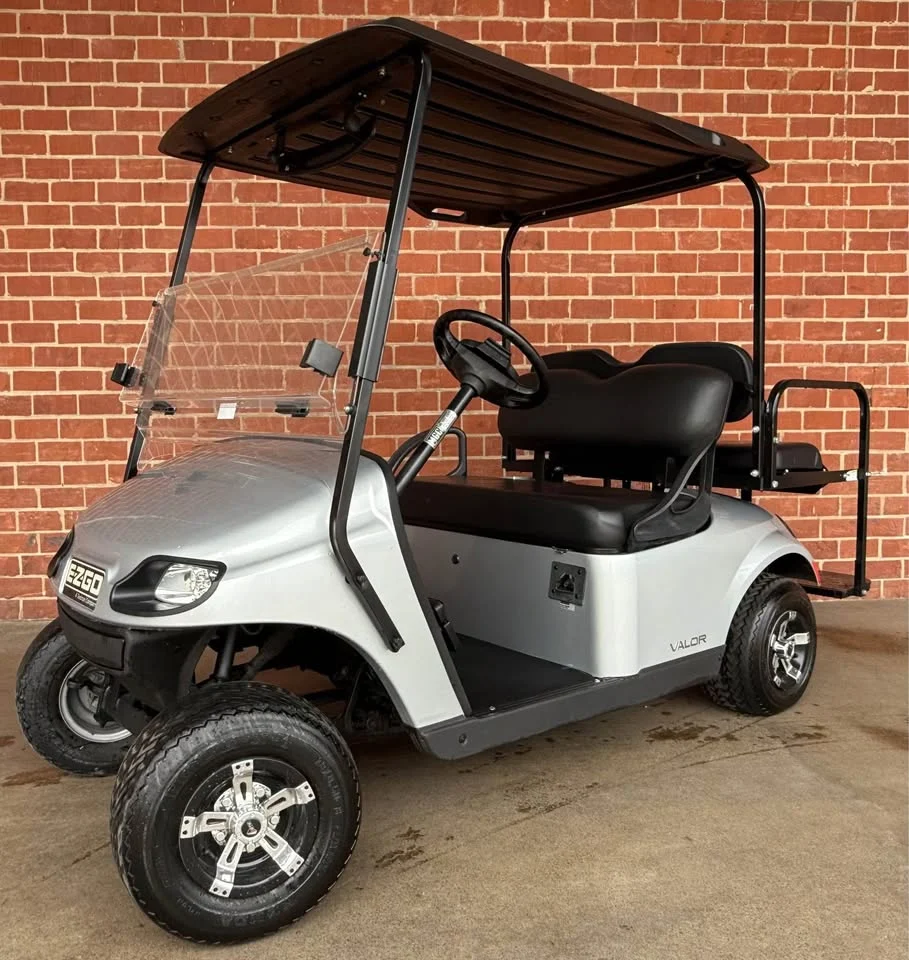 2022 E Z GO Valor 48V Golf Cart silver