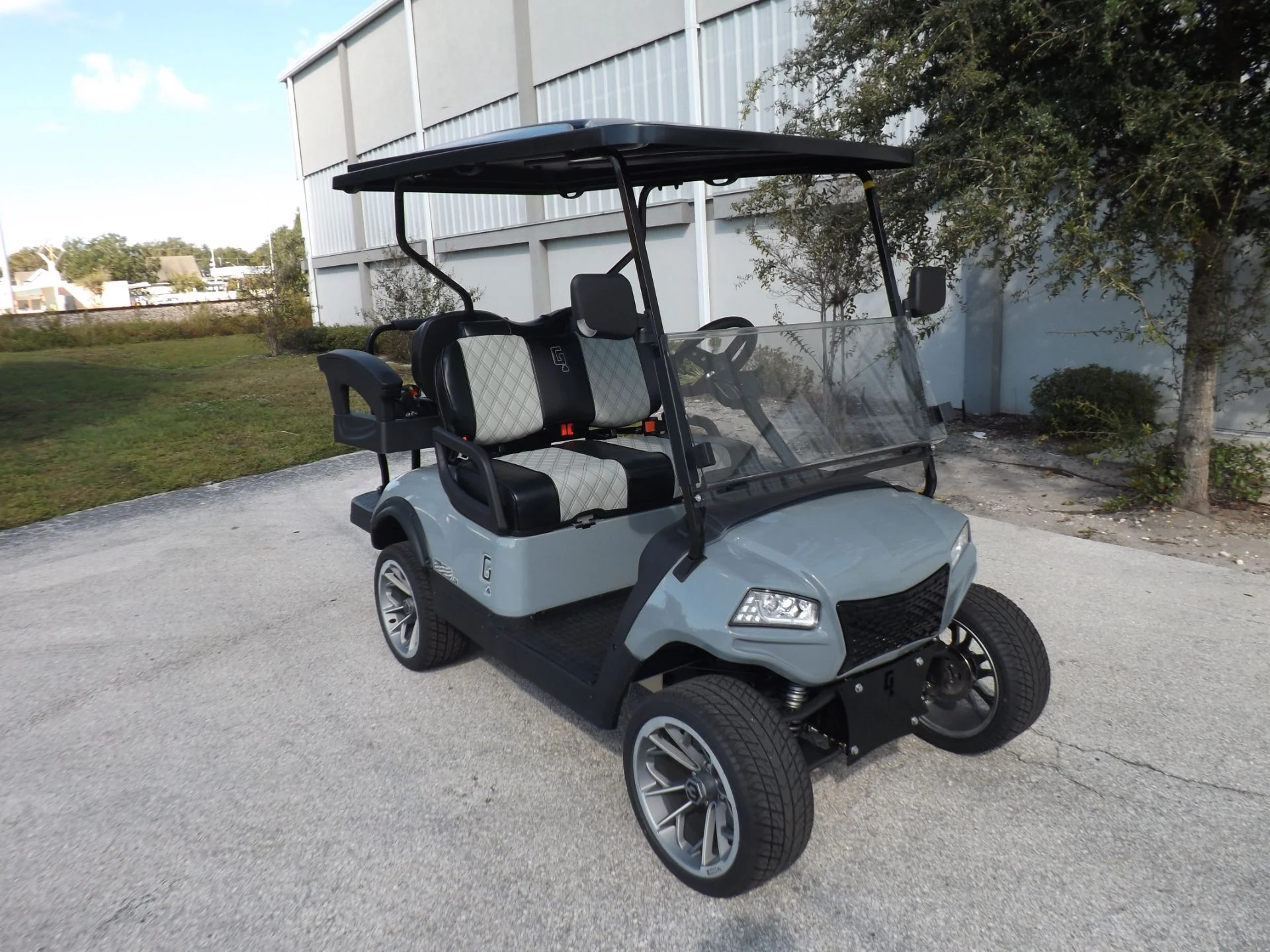 2023 HONOR LSV 2+2 G1 Lifted Lithium Golf Cart