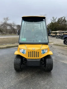 2023 Tomberlin Saloon Golf Cart2