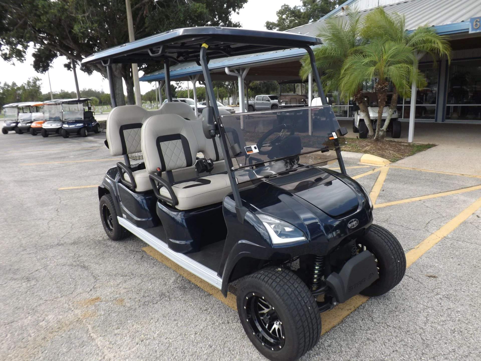 Black 2024 Star EV SIRIUS 4 Forward Lithium Golf Cart