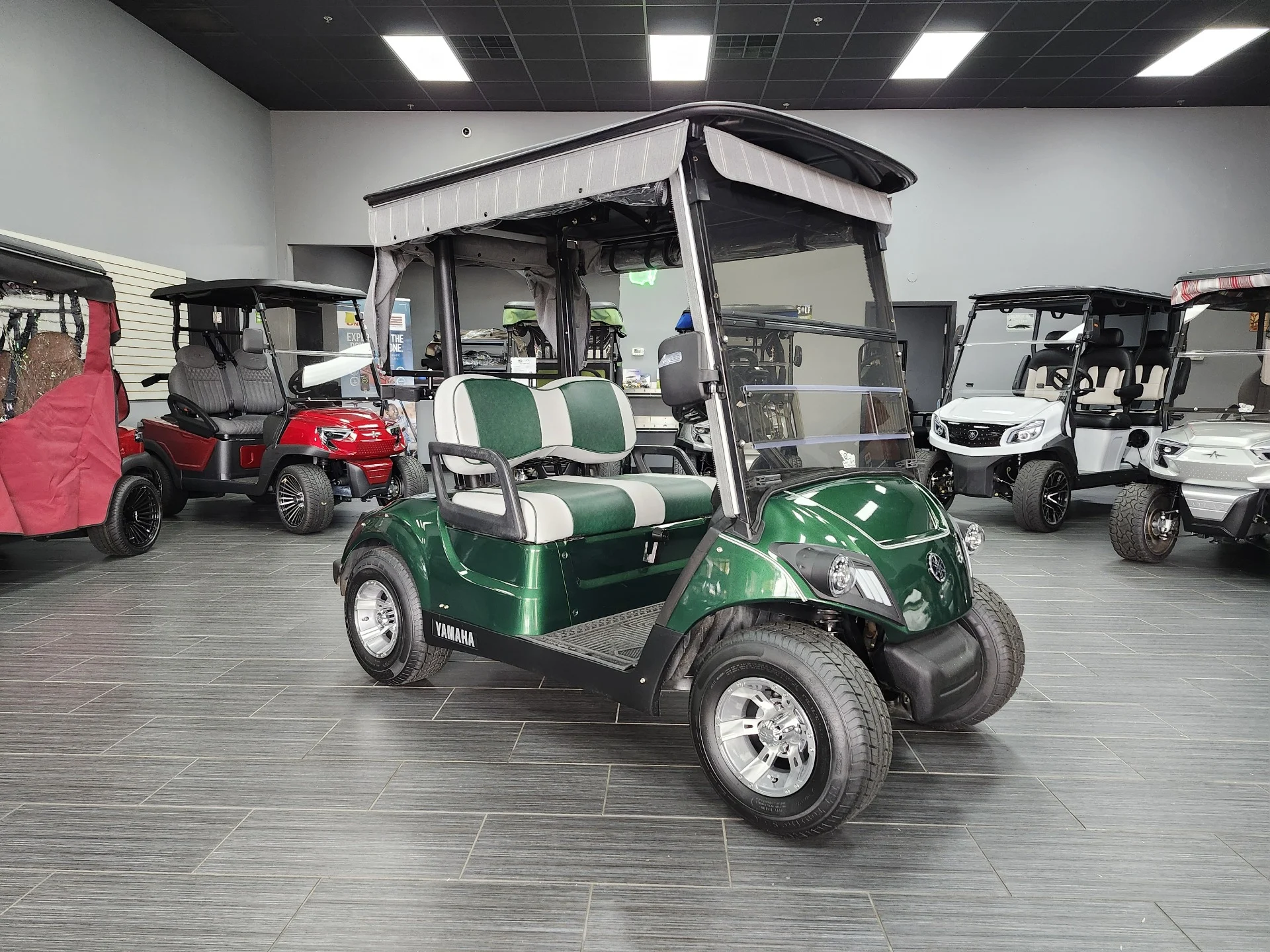 Green 2021 Yamaha Drive 2 QuieTech EFI Golf Cart